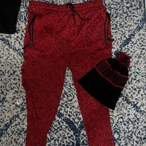 XL carbon  Red Black Knit Jogger Pants - Cozy Bottoms w hat
